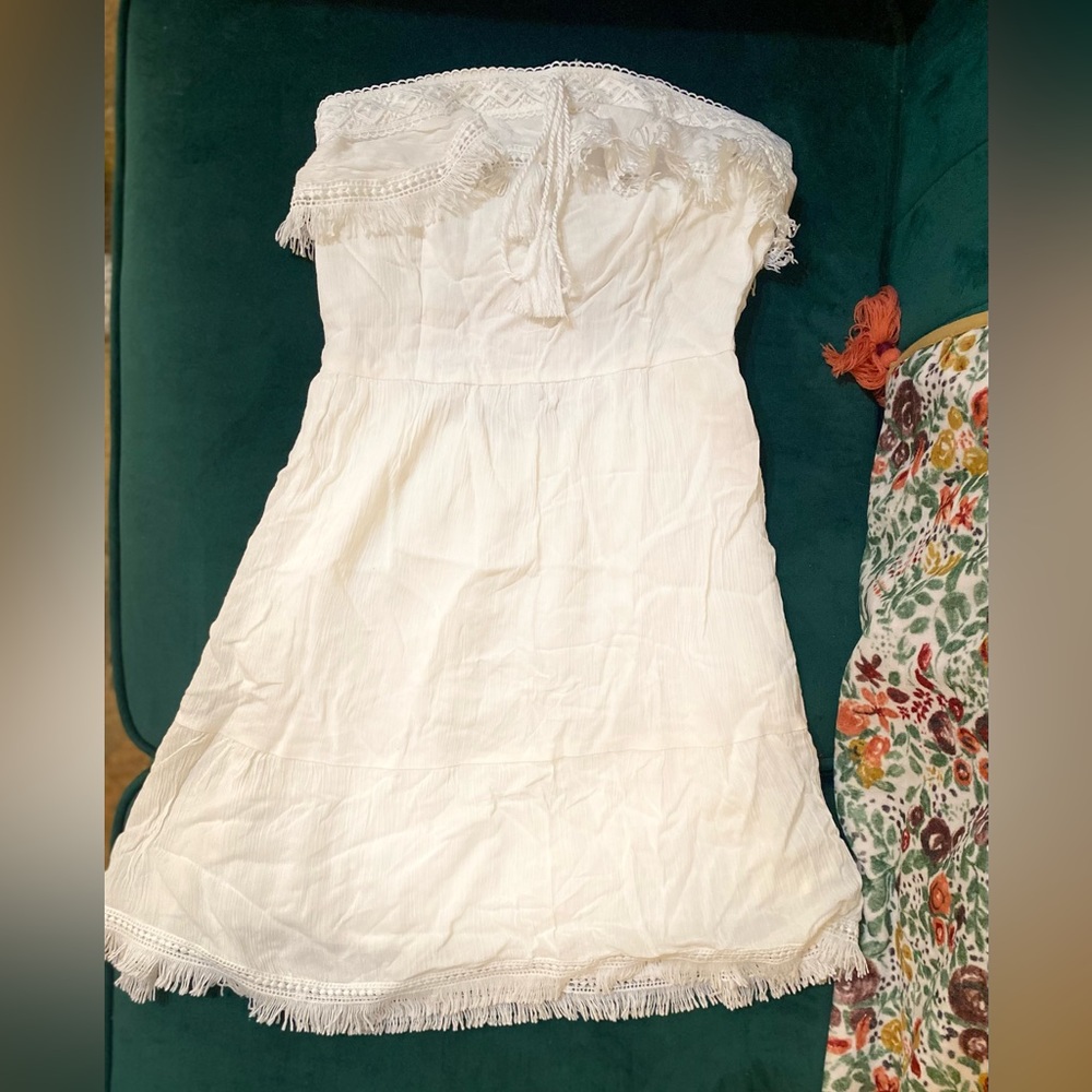 2 dresses 👗
